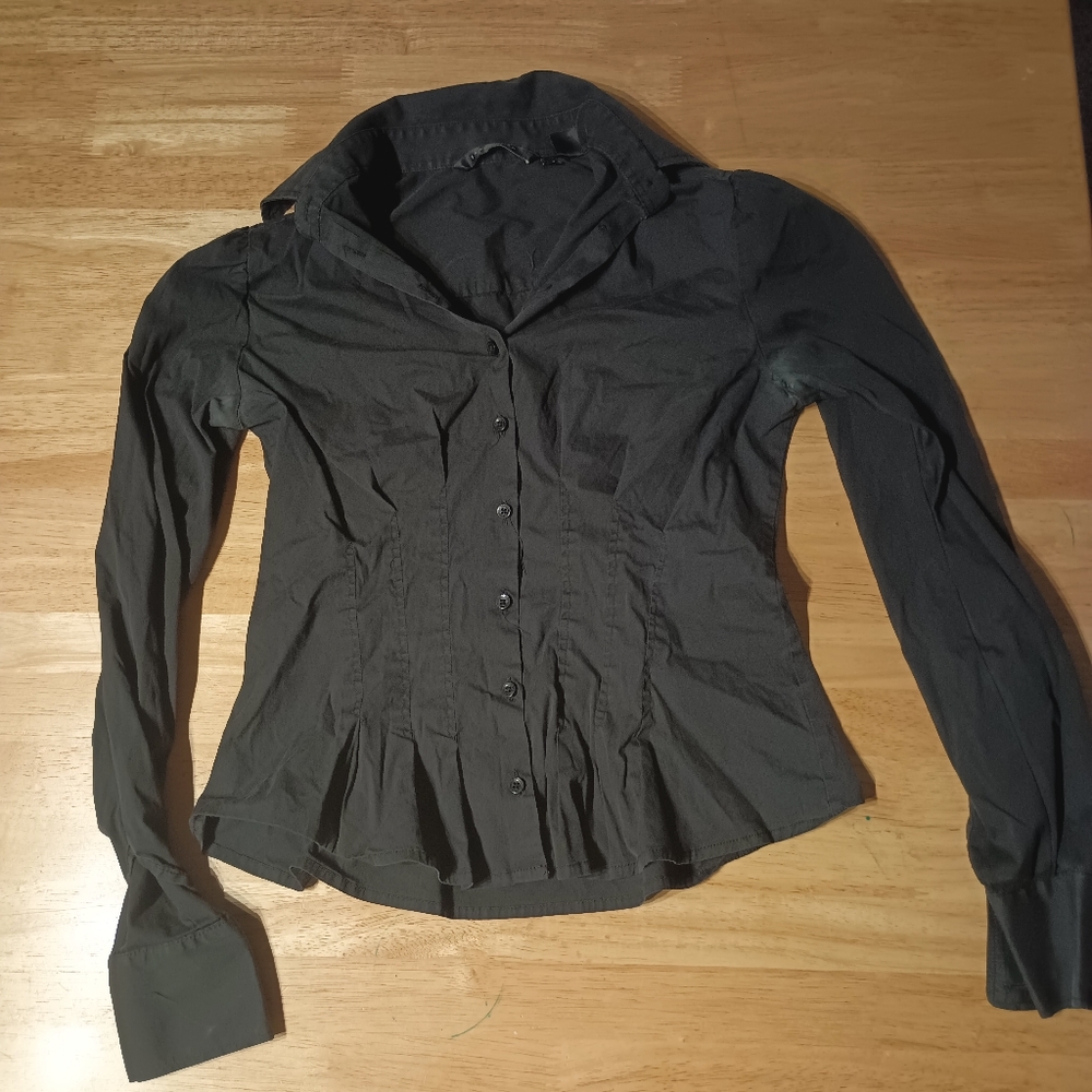womens dress shirt size medium